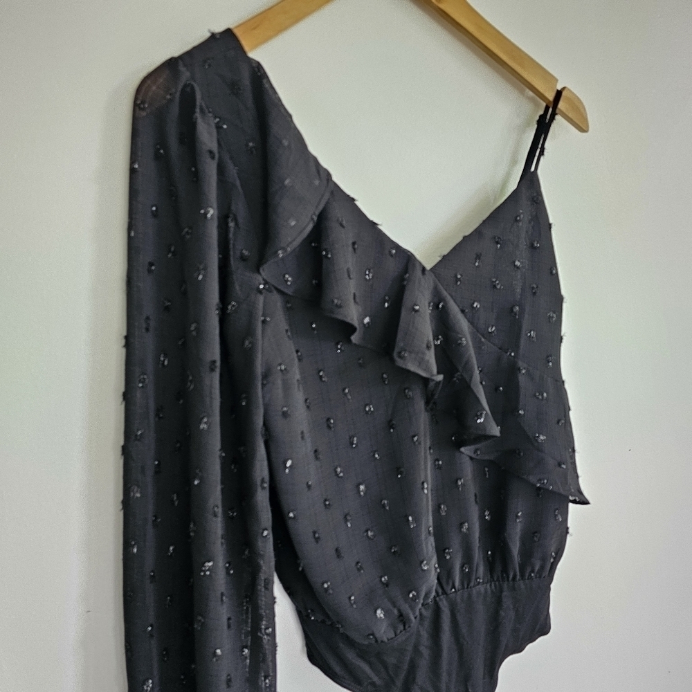 Lulu's "Picking Sides" Swiss Dot One Shoulder Bodysuit - Picture 5 of 12